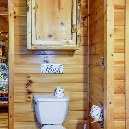 Sevierville Cabin With Wraparound Deck And Lake Access Exterior photo