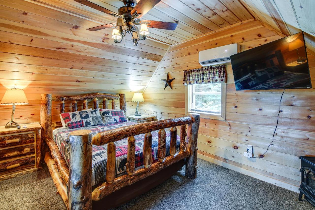 Sevierville Cabin With Wraparound Deck And Lake Access Exterior photo